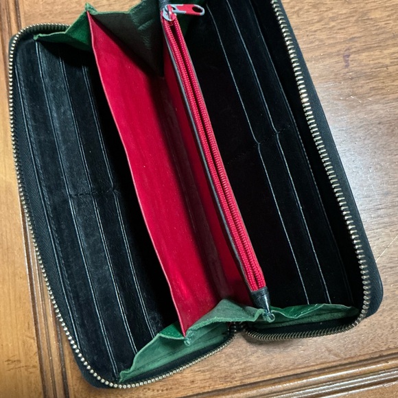 Dooney & Bourke Black Leather Wallet - Picture 2 of 4